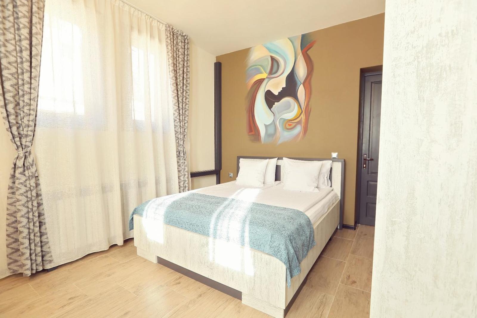 Dezire Guesthouse Baile 1 Mai Luaran gambar